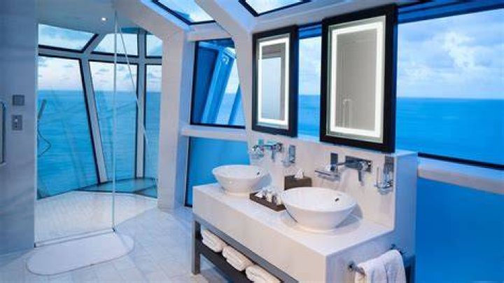 Discover our Reflection 2 Bedroom Suite