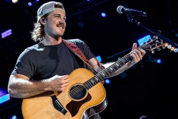 Morgan Wallen's pet Boots